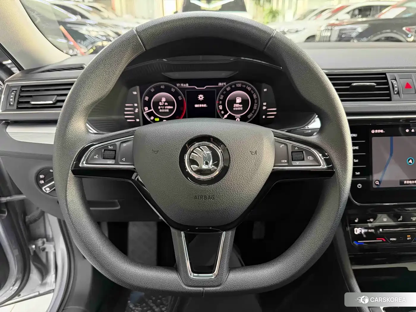 Skoda Superb 2024 Silver/gray из Китая, фото 6