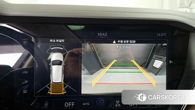 Volkswagen Touareg 3rd generation 2021 Черный из Кореи, фото 6