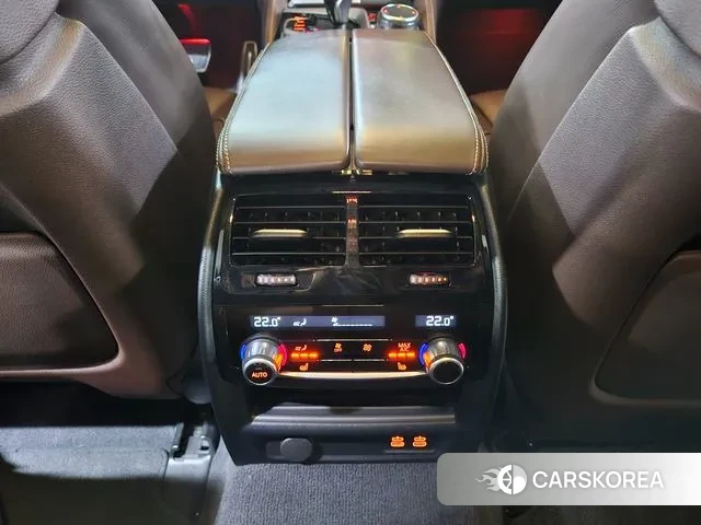 BMW 5 Series (G30) 2023 Синий из Кореи, фото 6