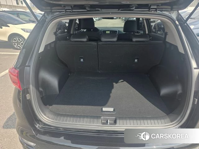 Kia Sportage The Bold 2021 Черный из Кореи, фото 6