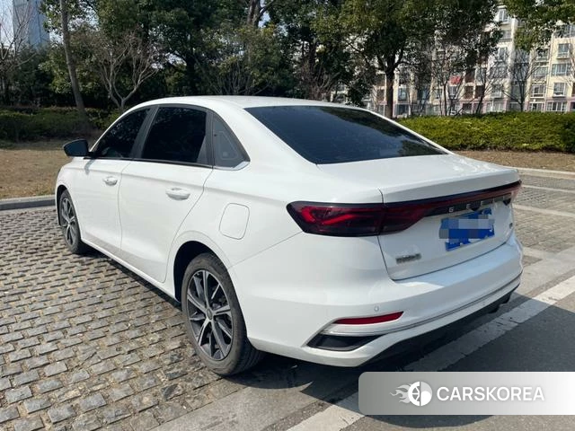 Geely Automobile Emgrand 2022 Белый из Китая, фото 6