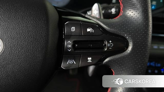 Hyundai The New Avante (CN7) 2024 Белый из Кореи, фото 6