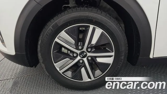 Kia The New Niro id 2705484 из Кореи 6