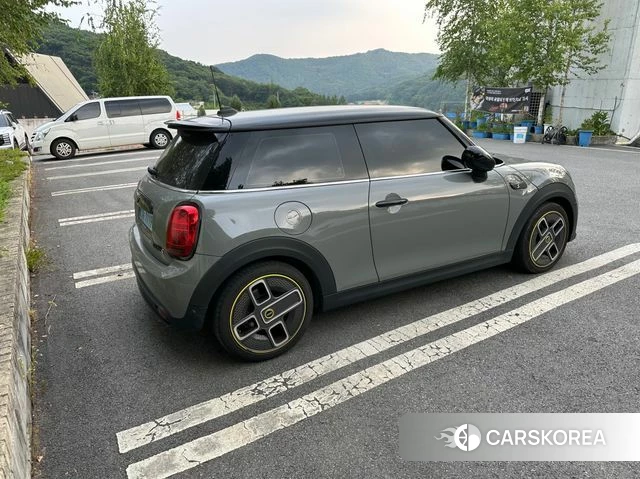 Mini Cooper Electric 2022 Серый из Кореи, фото 6