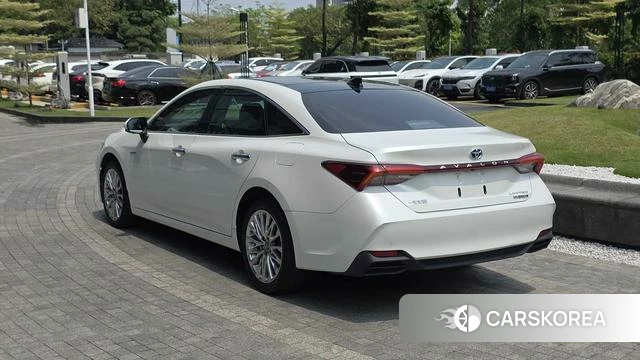 Toyota Asian dragon 2023 Белый из Китая, фото 6