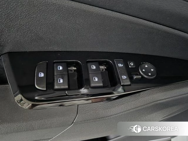 Kia Sportage 5th Generation 2022 Белый из Кореи, фото 6