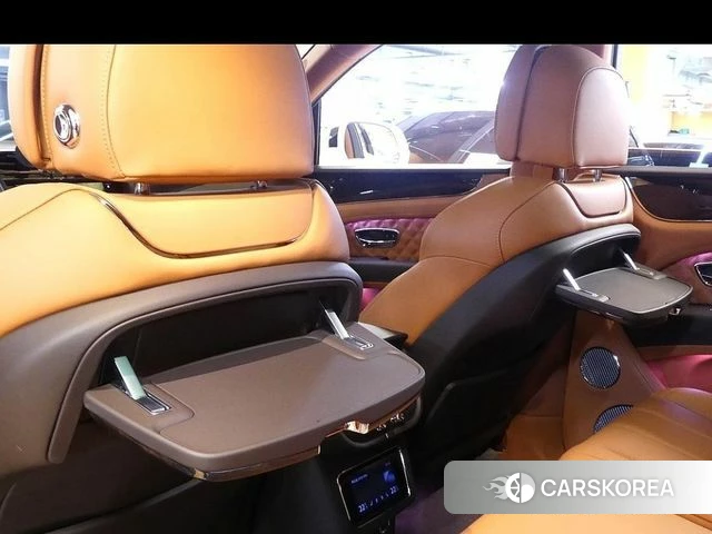 Bentley Bentayga 2021 Белый из Кореи, фото 6