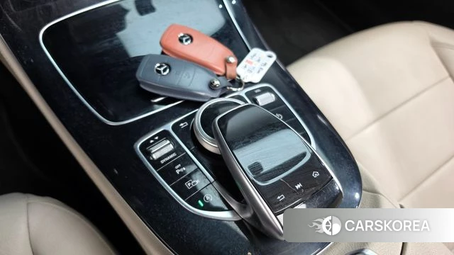 Mercedes-Benz E-Class W213 2018 Белый из Кореи, фото 6