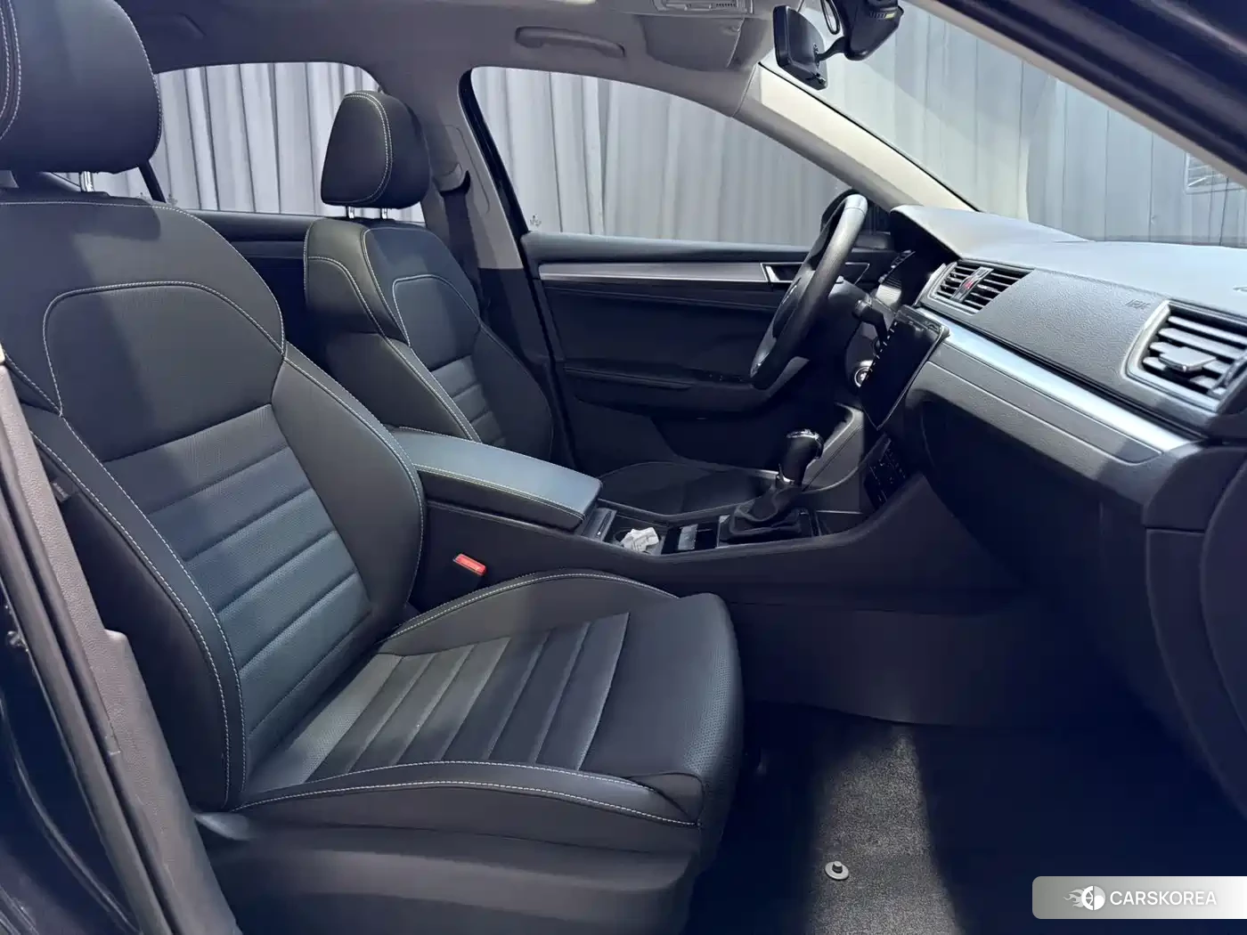 Skoda Superb 2023 Черный из Китая, фото 6