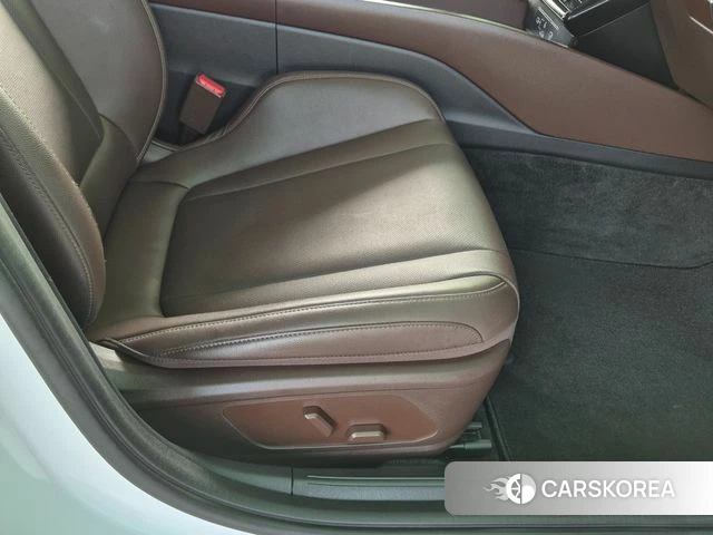 Hyundai Grandeur (GN7) 2023 Белый из Кореи, фото 6