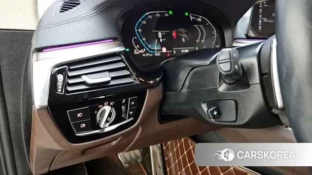 BMW 6 Series GT (G32) 2019 Коричневый из Кореи, фото 6