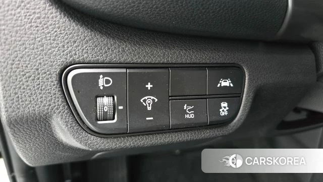 Kia Seltos 2022 Белый из Кореи, фото 6