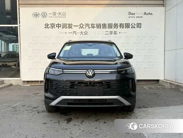 Volkswagen Tanyue 2026 Темно-серый из Китая, фото 6