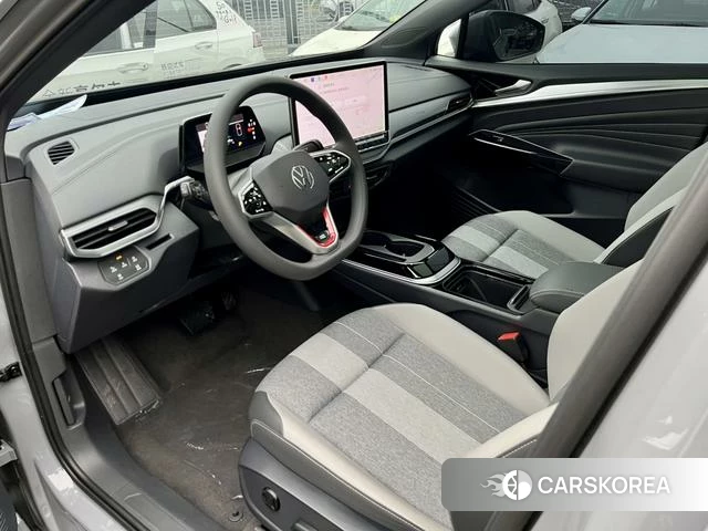Volkswagen ID.4 CROZZ 2025 Серебристо-серый из Китая, фото 6