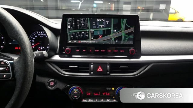 Kia The New K3 2nd generation 2022 Белый из Кореи, фото 6