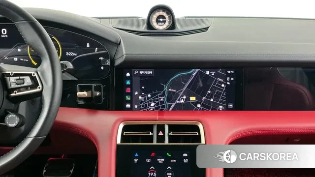 Porsche Taycan 2022 Серебристо-серый из Кореи, фото 6