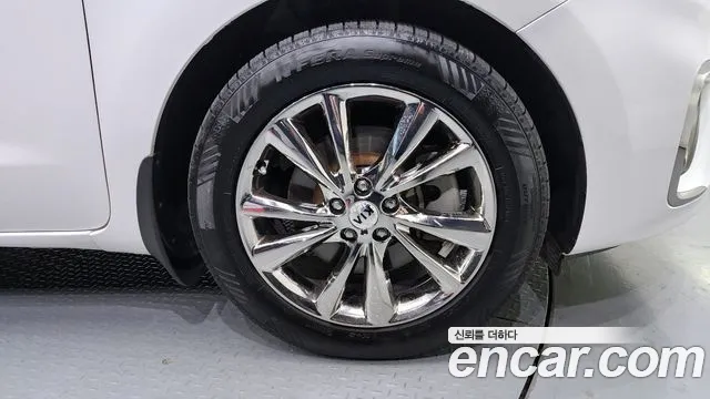 Kia The New Carnival 2019 Белый из Кореи, фото 6