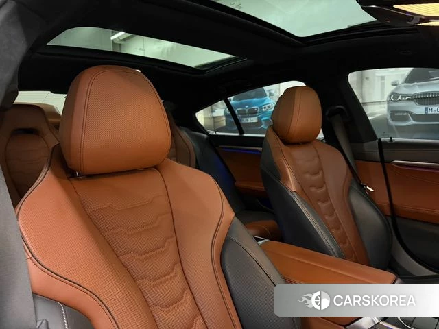 BMW 8 Series (G15) 2022 Серый из Кореи, фото 6