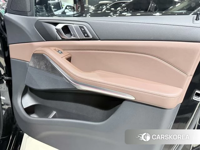 BMW X5 (imported) 2021 Черный из Китая, фото 6