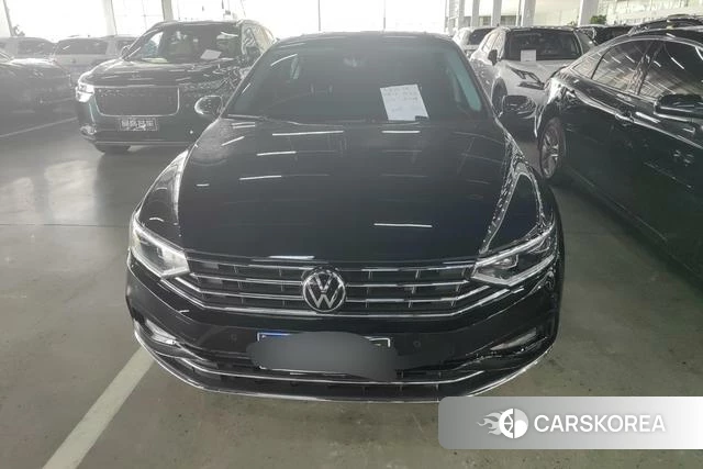Volkswagen Magotan 2022 Черный из Китая, фото 6