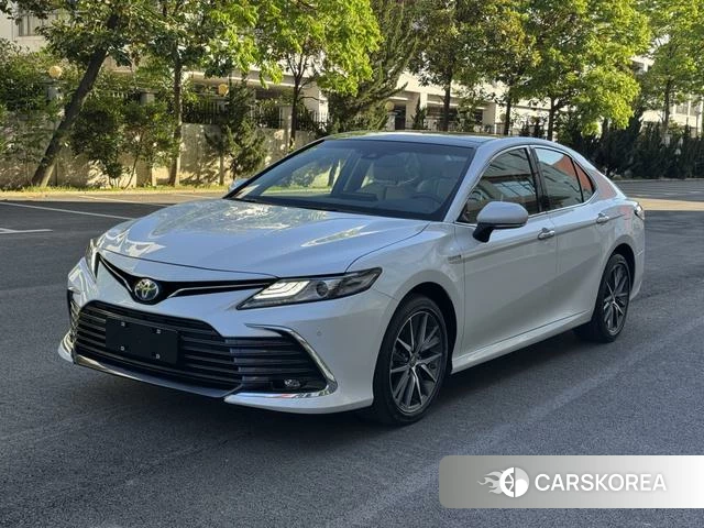Toyota Camry 2022 Белый из Китая, фото 6