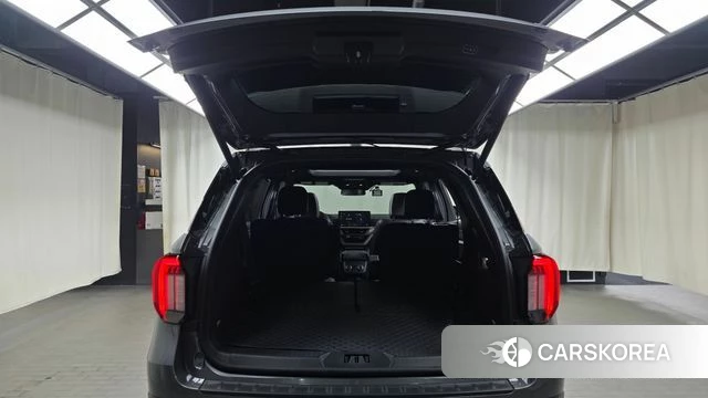 Ford Explorer 6th Generation 2025 Серый из Кореи, фото 6