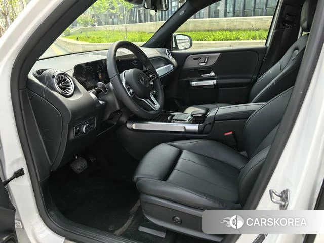 Mercedes-Benz EQB 2024 Белый из Китая, фото 6
