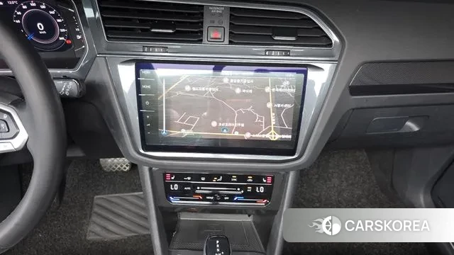 Volkswagen Tiguan second Generation 2021 Белый из Кореи, фото 6