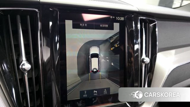 Volvo XC60 second Generation 2020 Белый из Кореи, фото 6