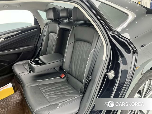 Volkswagen Passat 2022 Черный из Китая, фото 6