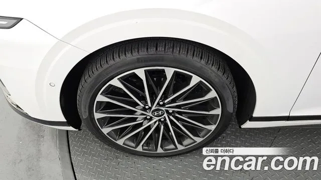 Hyundai Grandeur Hybrid (GN7) id 2687809 из Кореи 6