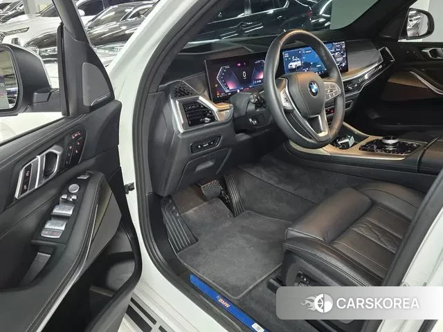 BMW X7 (G07) 2025 Белый из Кореи, фото 6