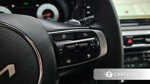 Kia K5 3rd generation 2021 Серый из Кореи, фото 6