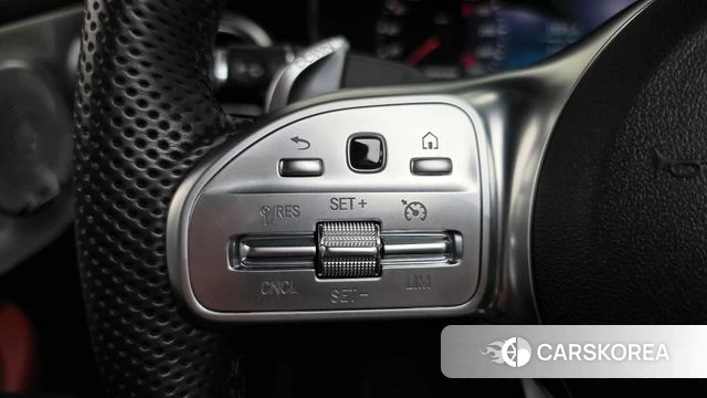 Mercedes-Benz C-Class W205 2019 Белый из Кореи, фото 6