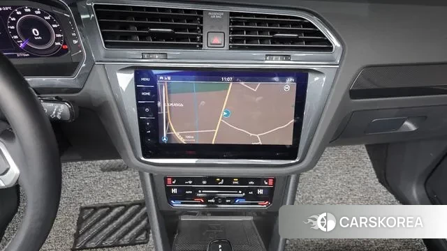 Volkswagen Tiguan second Generation 2022 Белый из Кореи, фото 6