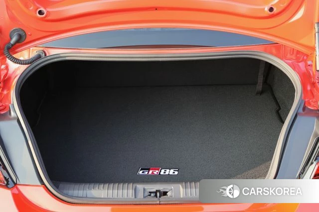 Toyota GR86 2024 Красный из Кореи, фото 6