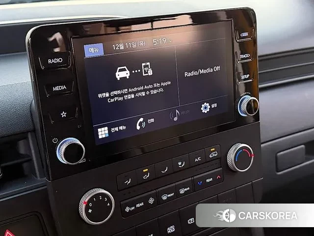 Hyundai Staria 2023 Желтый из Кореи, фото 6