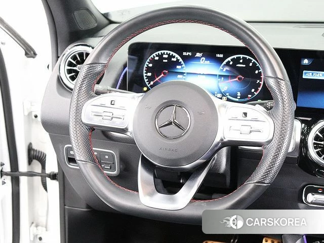 Mercedes-Benz GLB-Class X247 2023 Белый из Кореи, фото 6