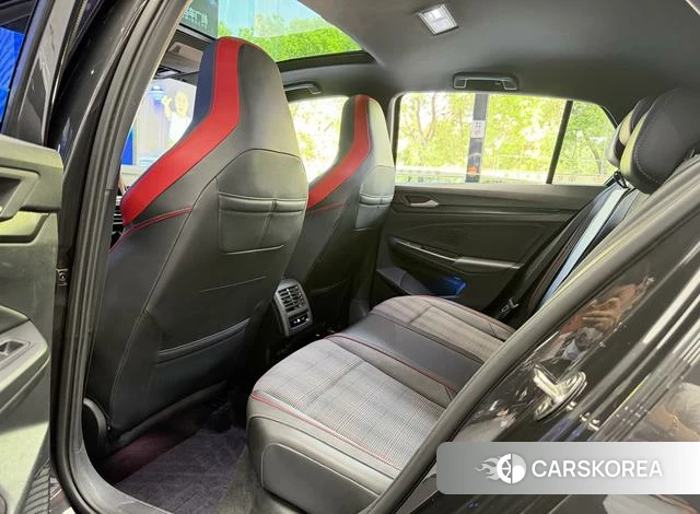Volkswagen Golf GTI 2021 Черный из Китая, фото 6