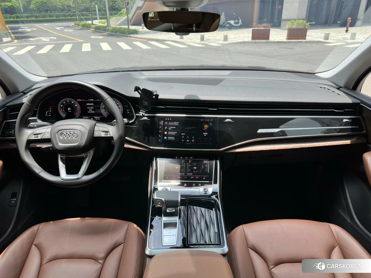 Audi Q7 2020 Темно-серый из Китая, фото 6