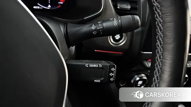 Renault Korea (Samsung) XM3 2022 Красный из Кореи, фото 6