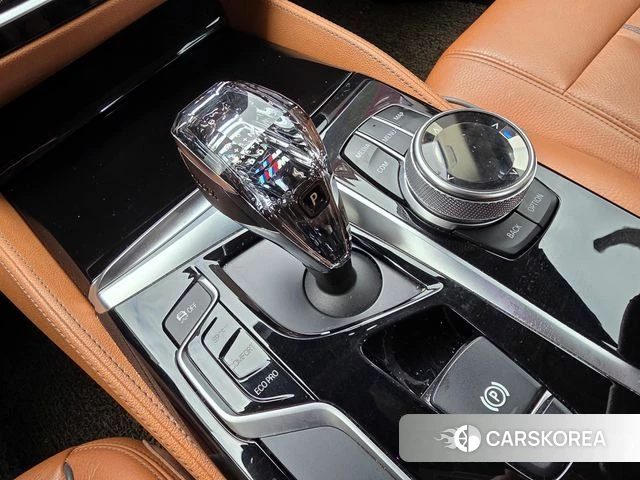 BMW 5 Series (G30) 2018 Черный из Кореи, фото 6