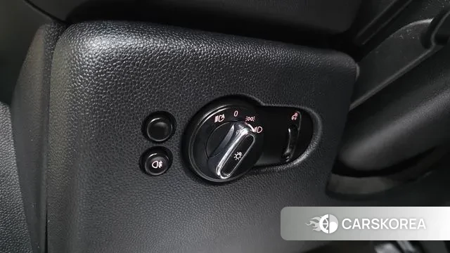 Mini Cooper 2021 Жемчужный цвет из Кореи, фото 6