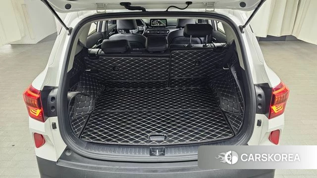 Kia Seltos 2019 Белый из Кореи, фото 6