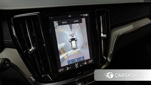 Volvo V60 Cross-Country 2nd Generation 2019 Серебристо-серый из Кореи, фото 6