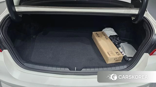 Kia K5 3rd generation 2023 Белый из Кореи, фото 6