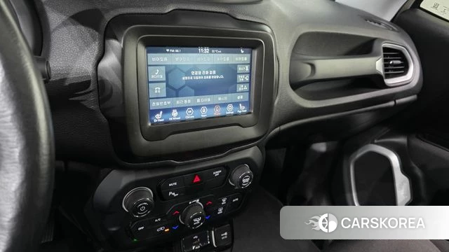 Jeep Renegade 2021 Белый из Кореи, фото 6