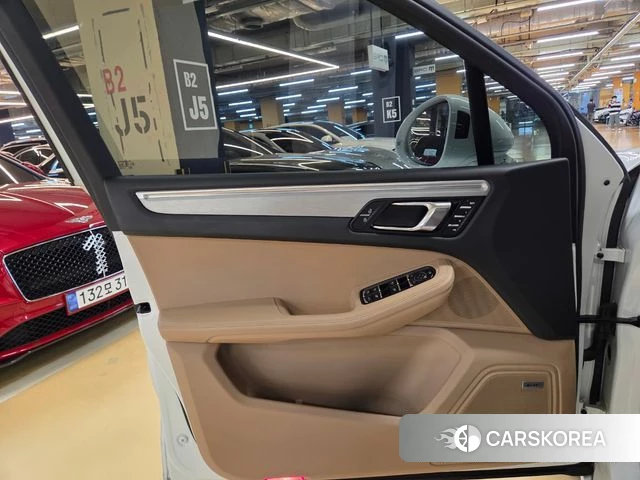 Porsche Macan 2022 Белый из Кореи, фото 6