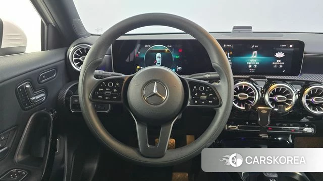 Mercedes-Benz A-Class W177 2020 Белый из Кореи, фото 6