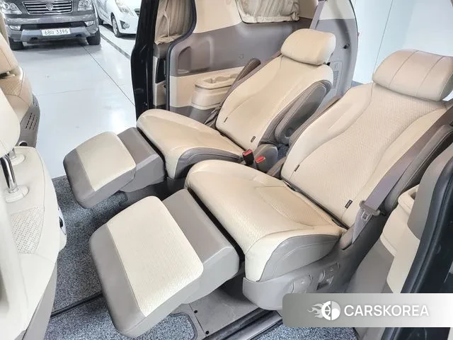 Kia Carnival 4th generation 2021 Черный из Кореи, фото 6